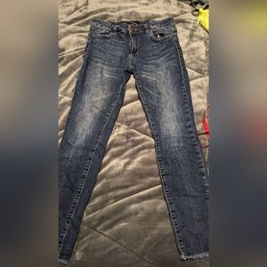 Skinny ankle jeans raw hem
